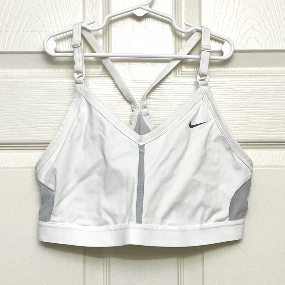 Nike Dri-Fit White Sports Bra Size XL